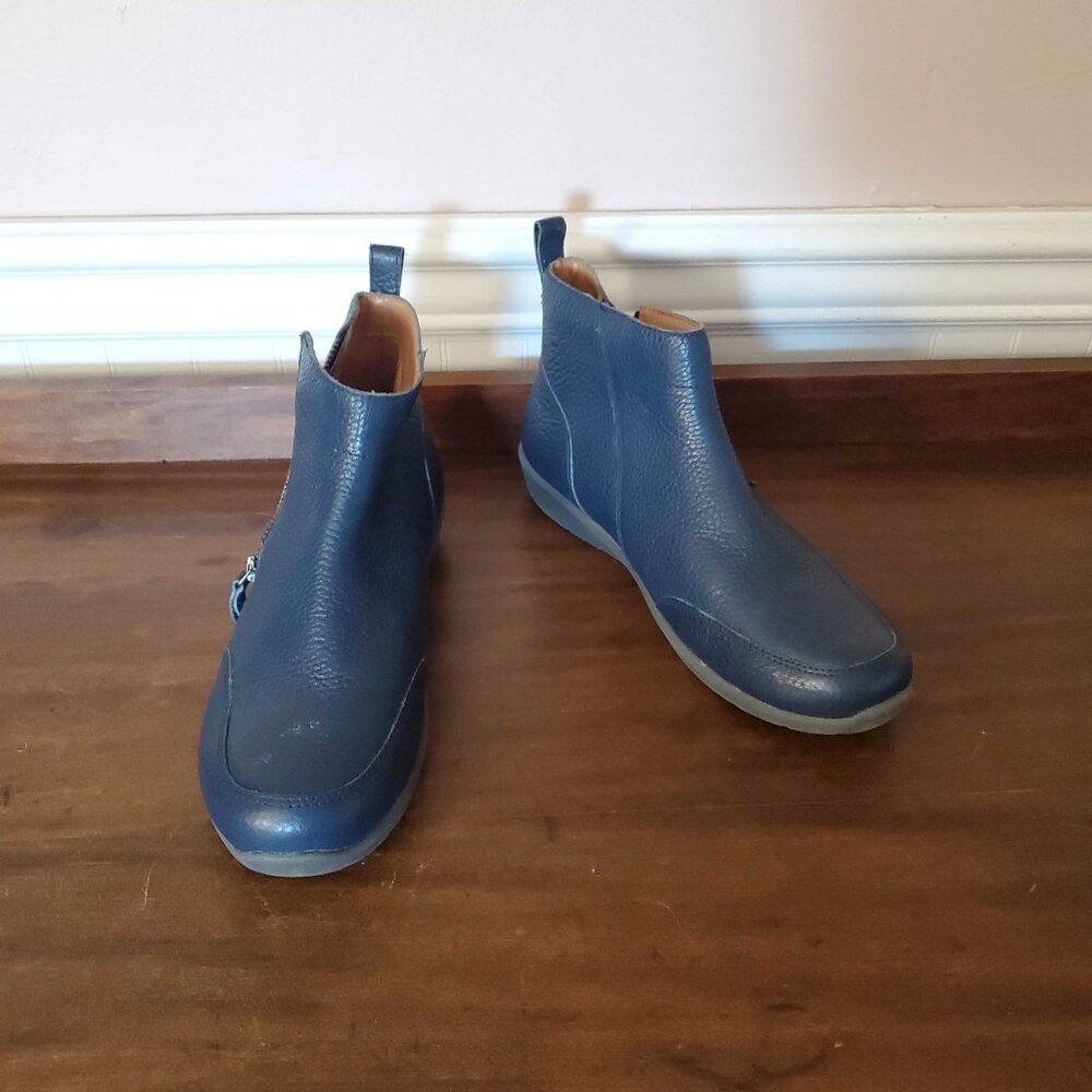 Navy Leather Ankle Boots with Side Zippers